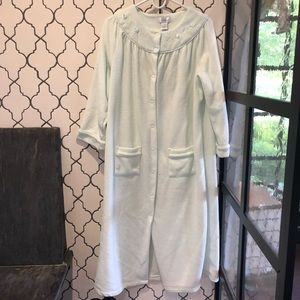 Woman’s house coat.